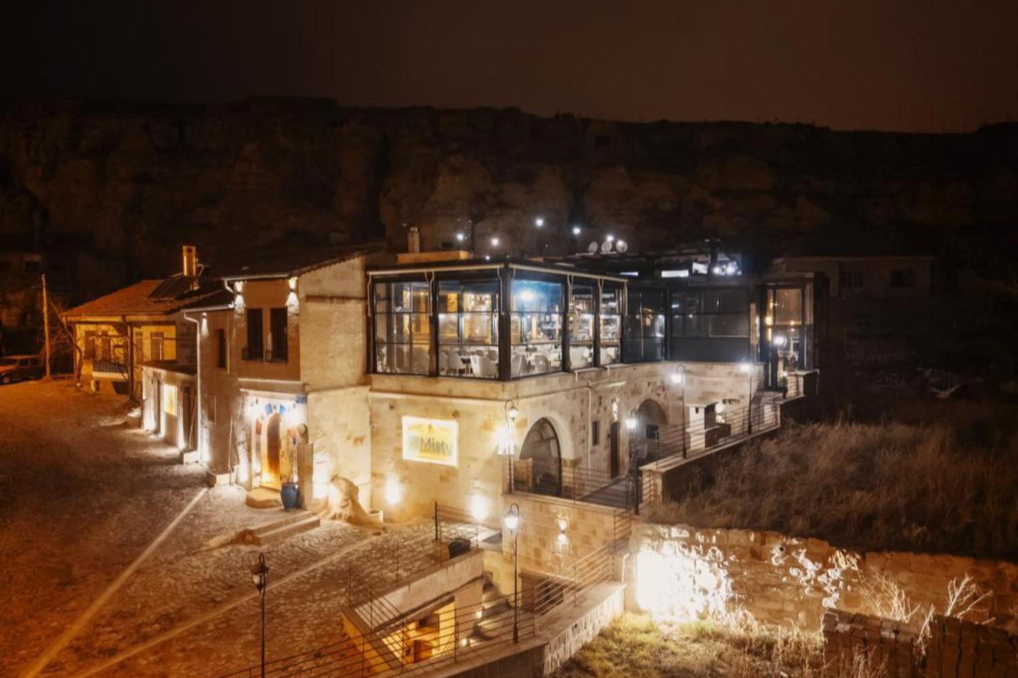 Misty Cave Hotel 于尔居普 外观 照片