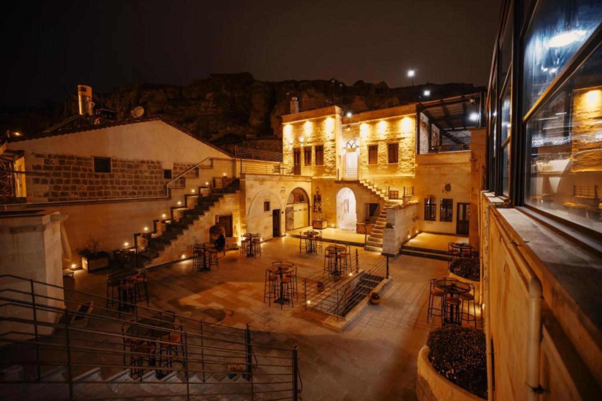Misty Cave Hotel 于尔居普 外观 照片